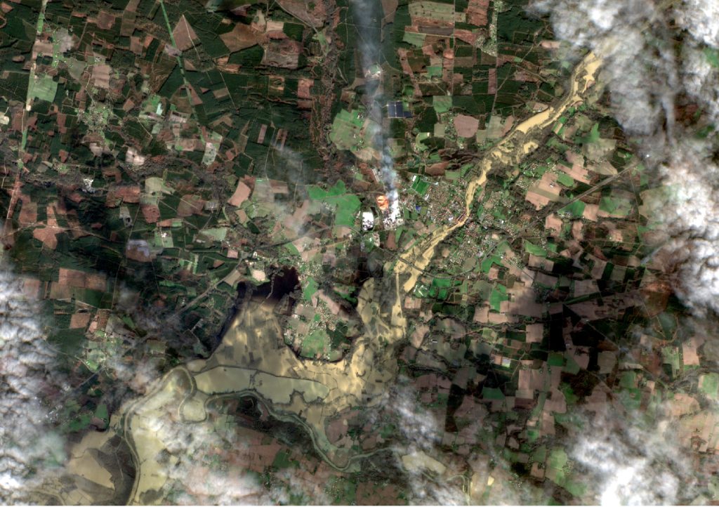 Satellite imagery of floods in Tartas, France